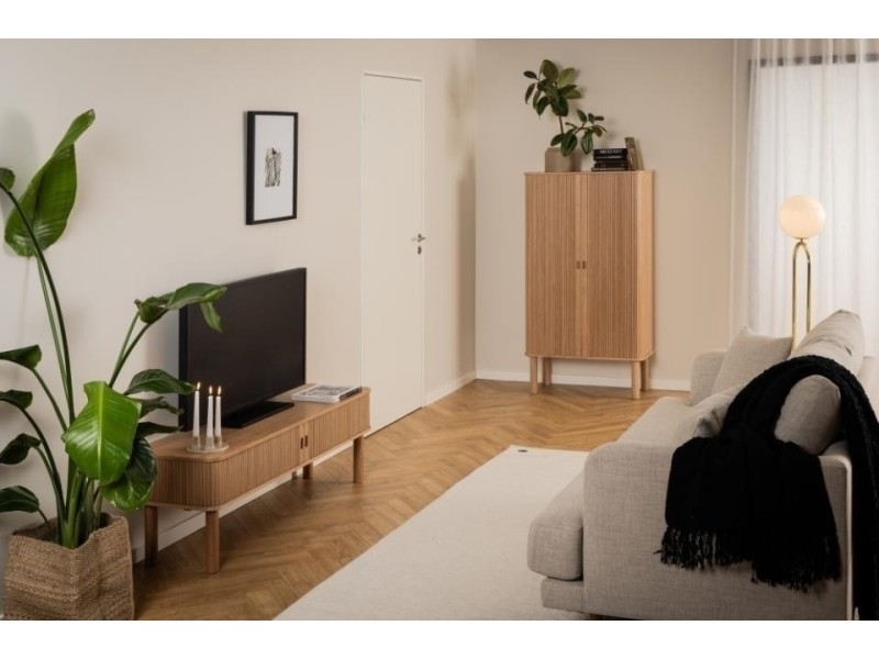 Komoda wysoka Langley dąb - ACTONA